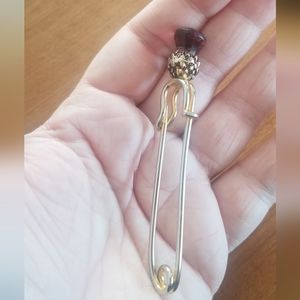 Vintage Gold tone & Amethyst Pin